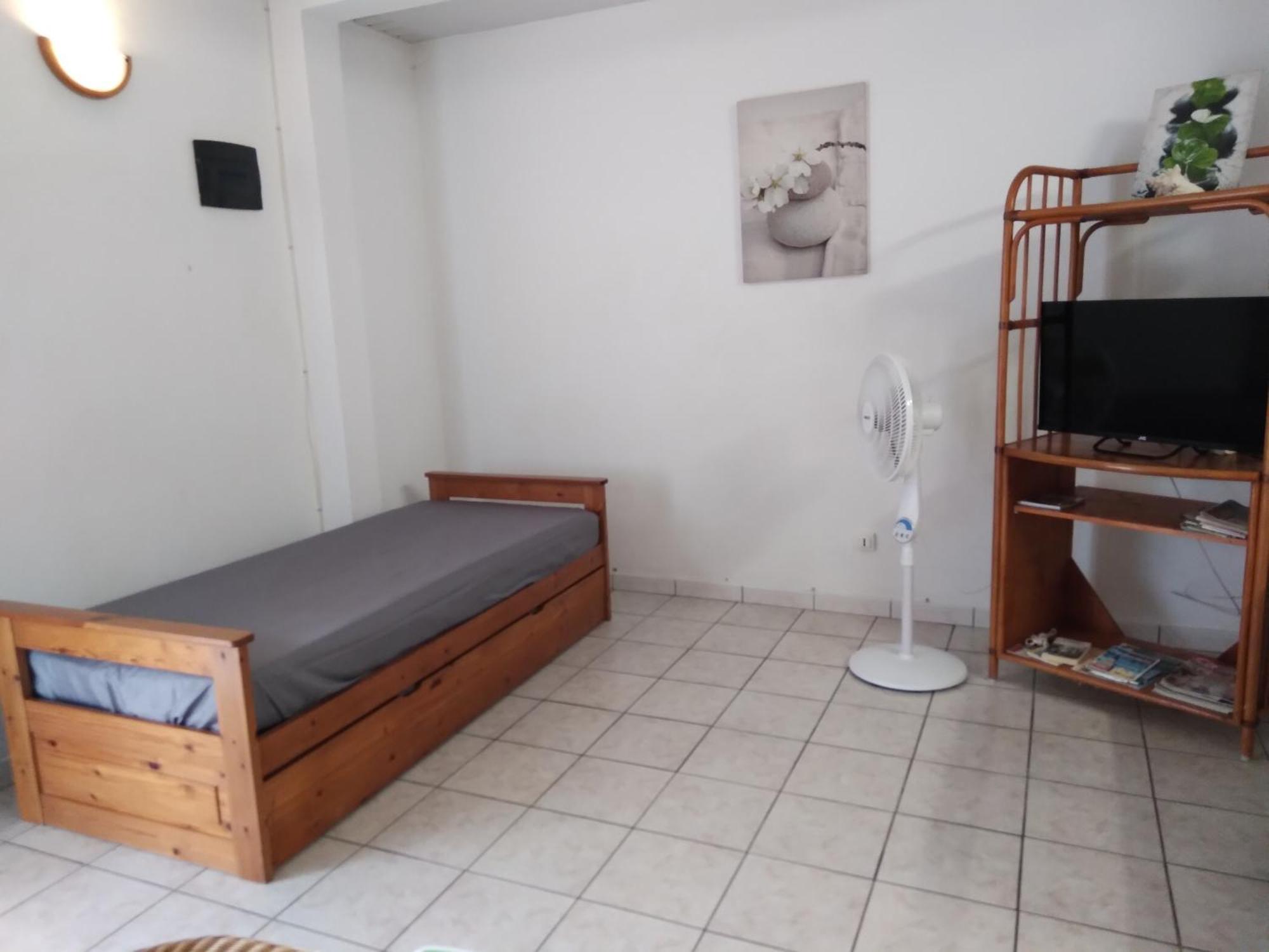 F2 Rez De Jardin Carbet Apartment Le Carbet Bagian luar foto